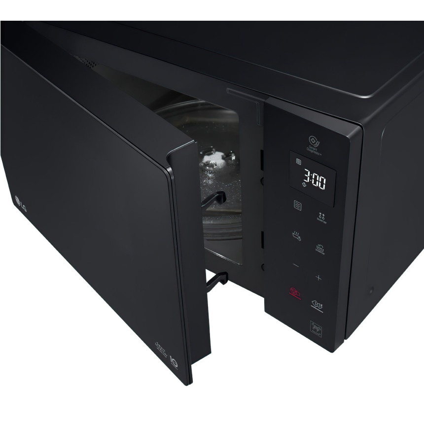 Микроволновая печь LG NeoChef Smart Inverter MS2595GIS
